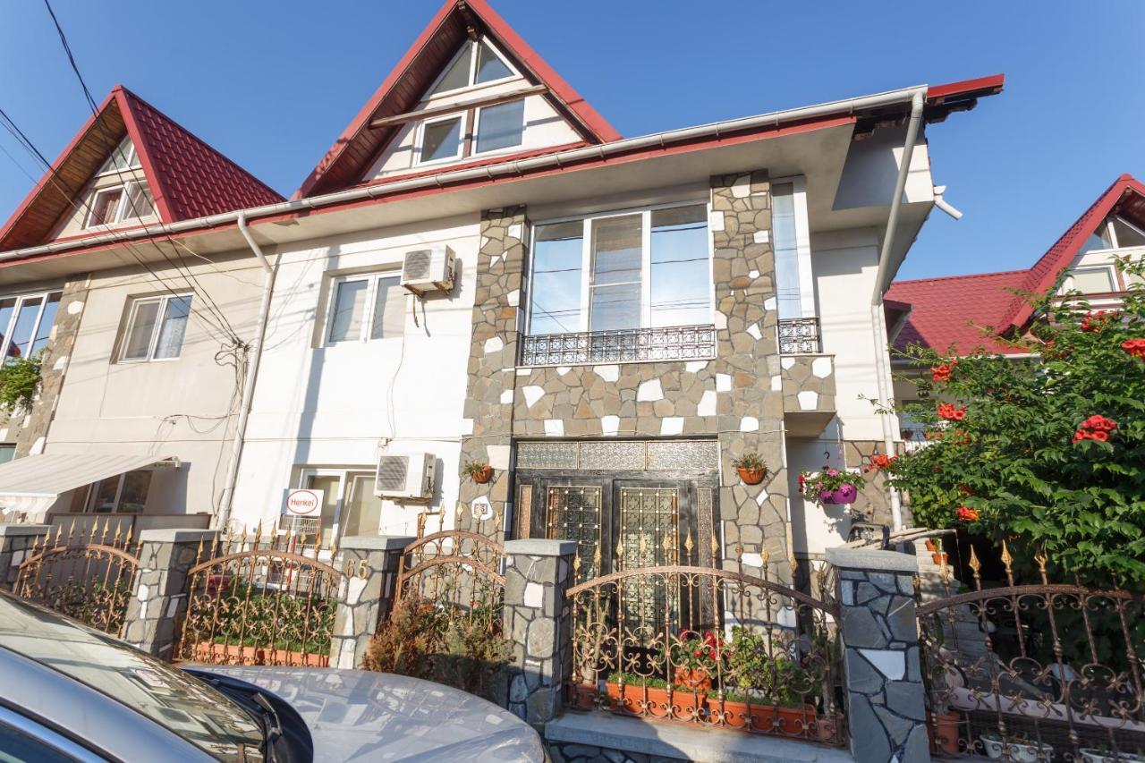 Pensiunea Adriana Costinești Exterior foto